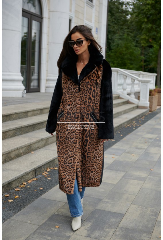 Леопардовое пальто шубка
